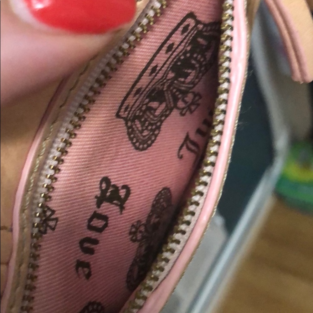 Purse - Picture 6 of 8
